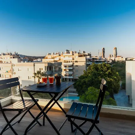 Appartamento Ideally Planned 1-bedroom Holiday With Balcony All Yours